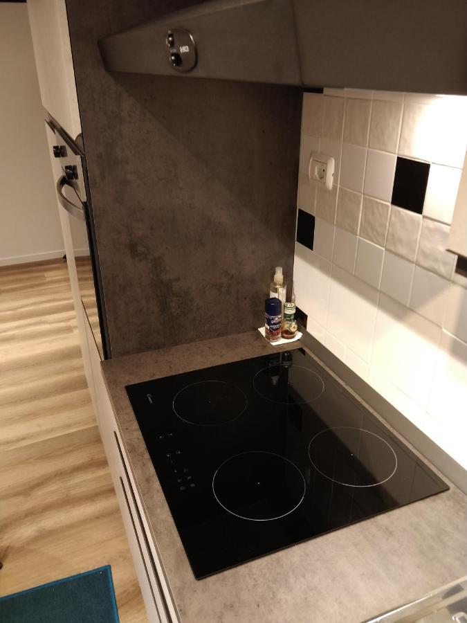 לסי Isi Guesthouse 29 מראה חיצוני תמונה