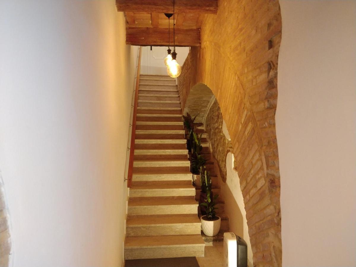 לסי Isi Guesthouse 29 מראה חיצוני תמונה