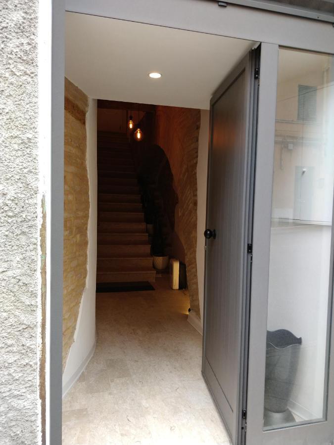 לסי Isi Guesthouse 29 מראה חיצוני תמונה