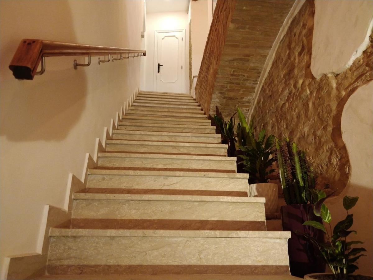 לסי Isi Guesthouse 29 מראה חיצוני תמונה