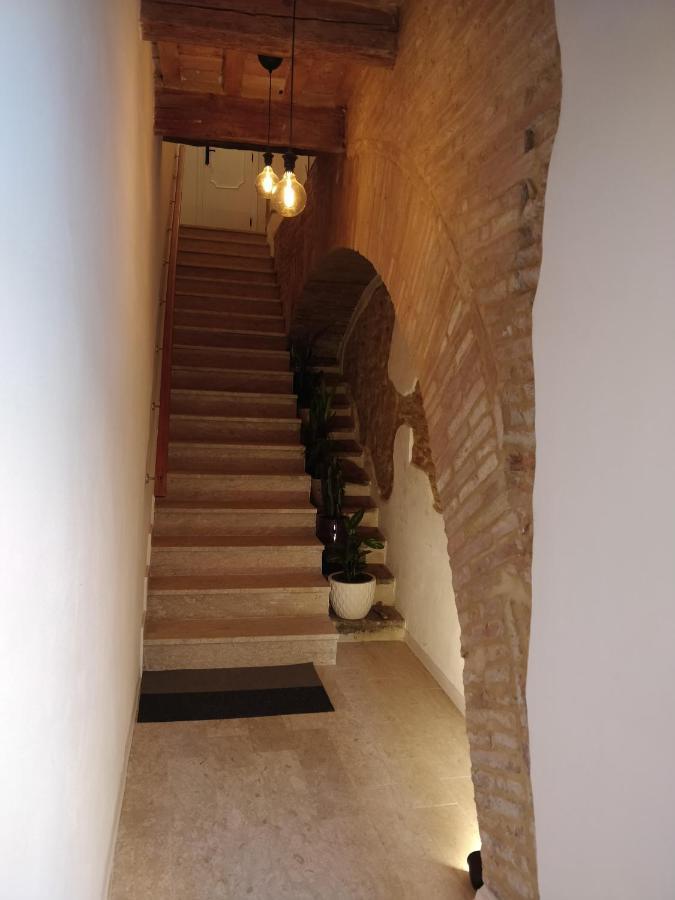 לסי Isi Guesthouse 29 מראה חיצוני תמונה