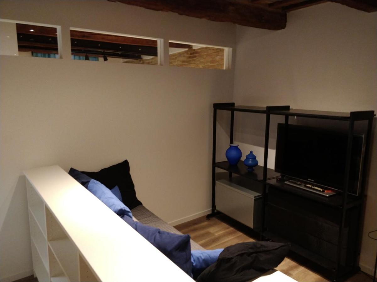 לסי Isi Guesthouse 29 מראה חיצוני תמונה
