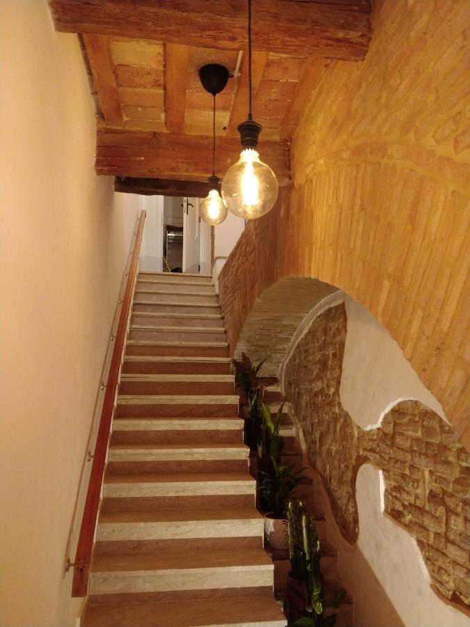 לסי Isi Guesthouse 29 מראה חיצוני תמונה