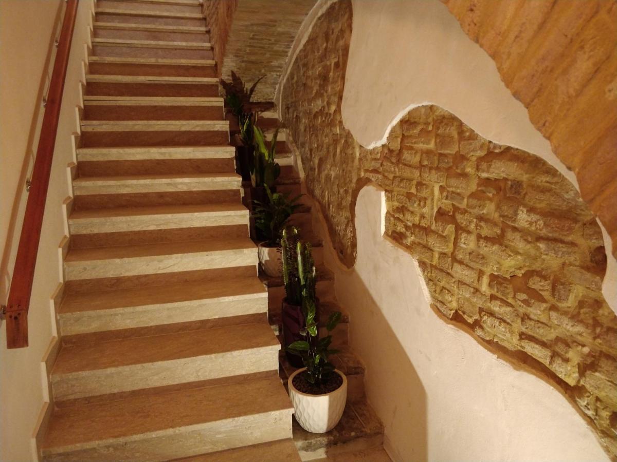 לסי Isi Guesthouse 29 מראה חיצוני תמונה