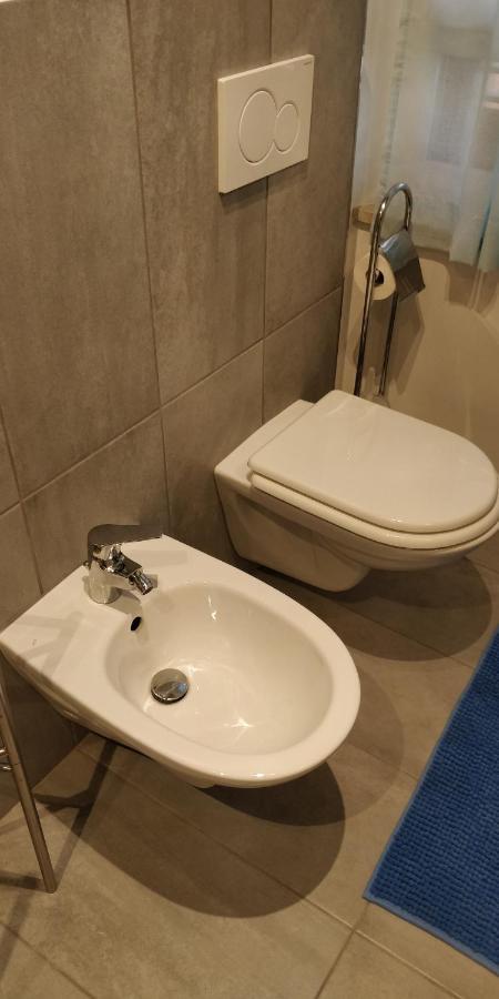 לסי Isi Guesthouse 29 מראה חיצוני תמונה