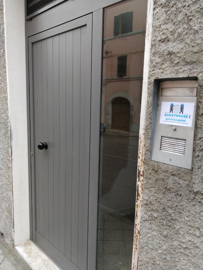 לסי Isi Guesthouse 29 מראה חיצוני תמונה